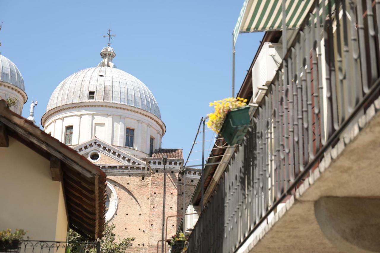 Om Plus Santa Giustina Padova Eksteriør bilde