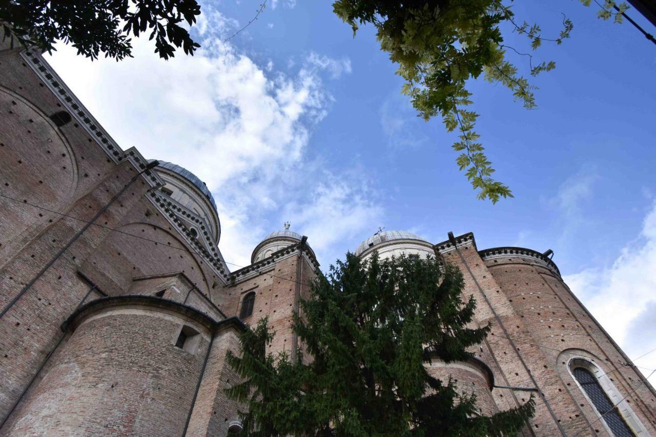 Om Plus Santa Giustina Padova Eksteriør bilde