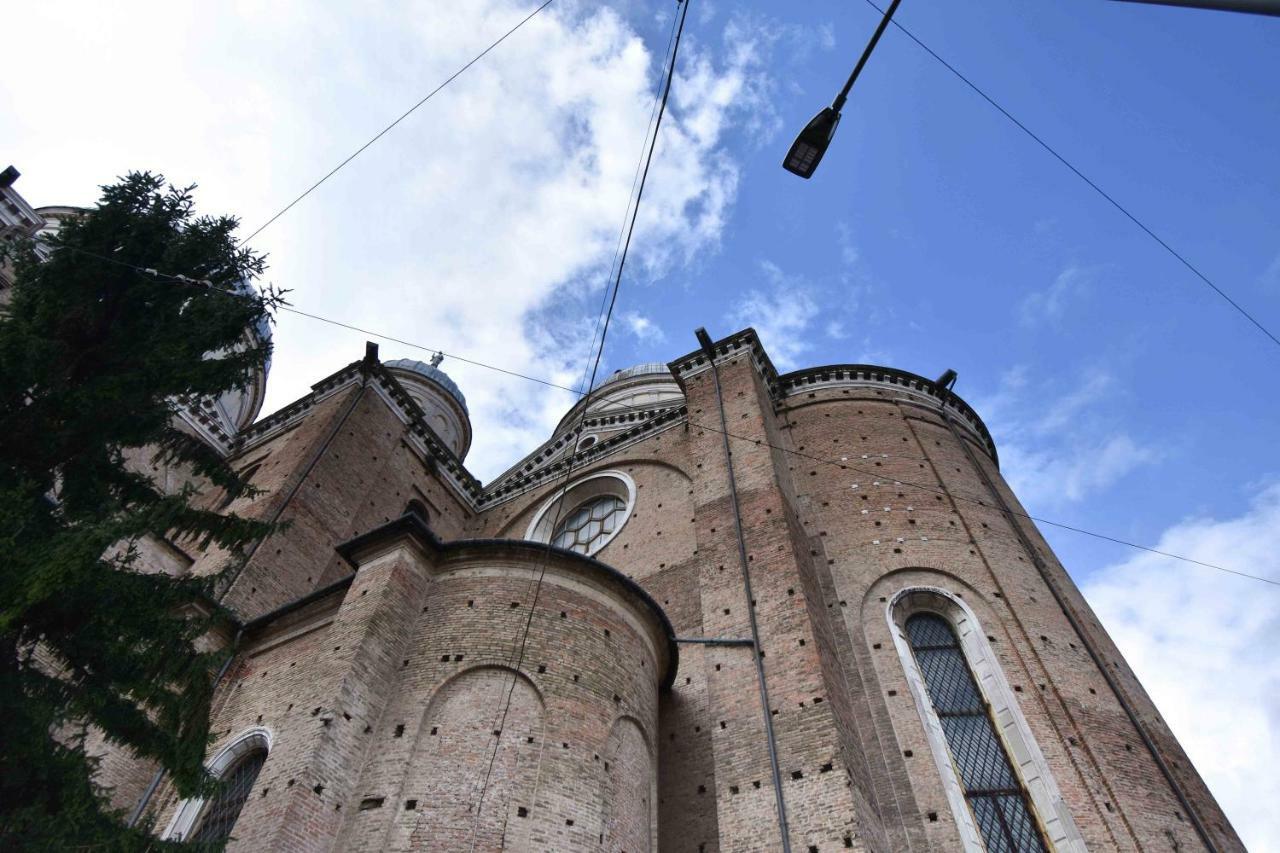 Om Plus Santa Giustina Padova Eksteriør bilde